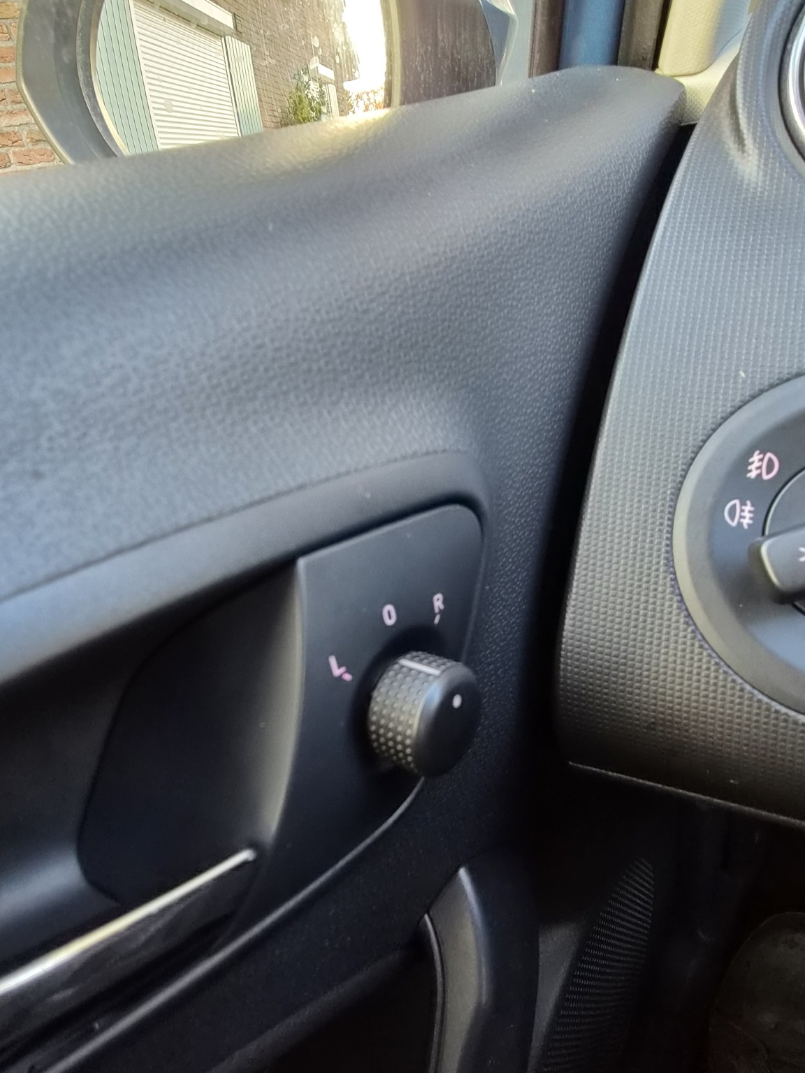 SEAT Ibiza L-709-BD – elektrisch verstelbare buitenspiegels