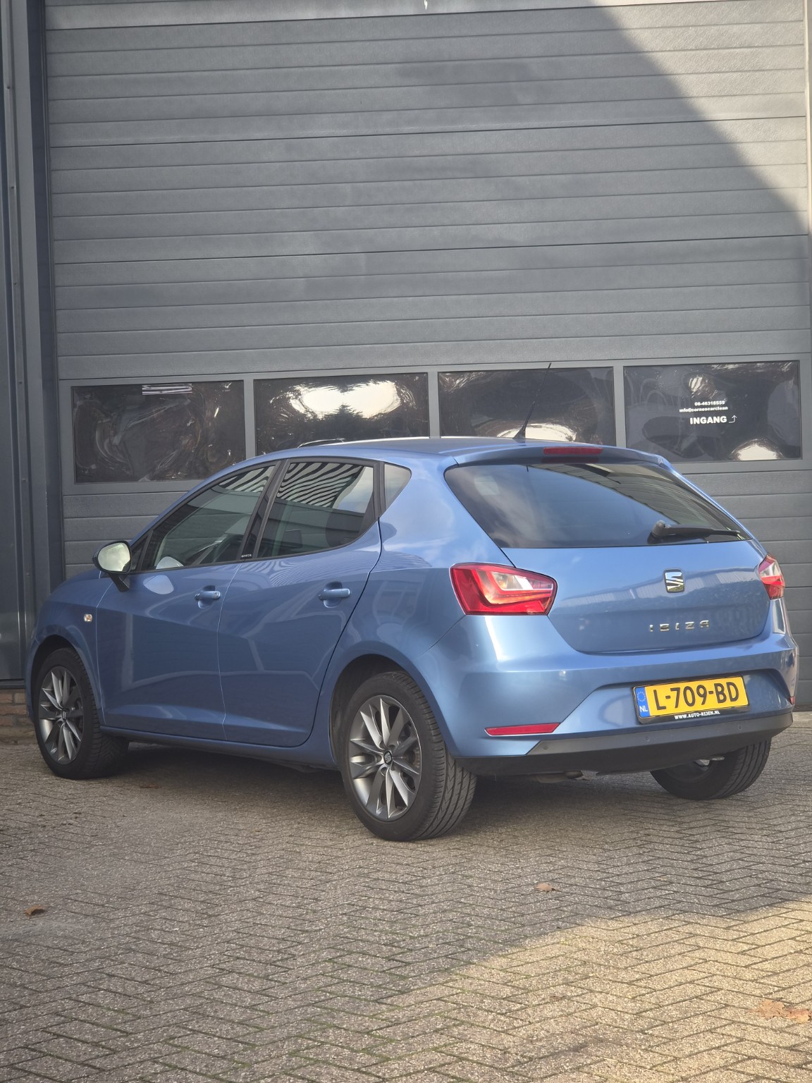 SEAT Ibiza L-709-BD – achterzijde links